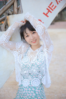 在逃生游戏里挨C海棠小说